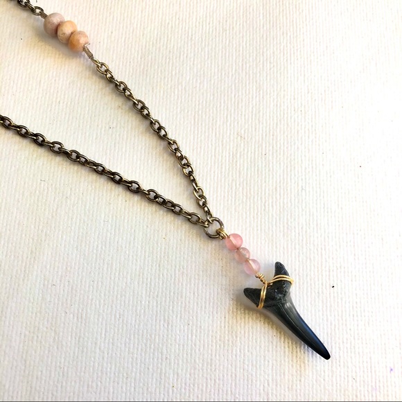 Handmade Shark-tooth Necklace - Picture 1 of 3